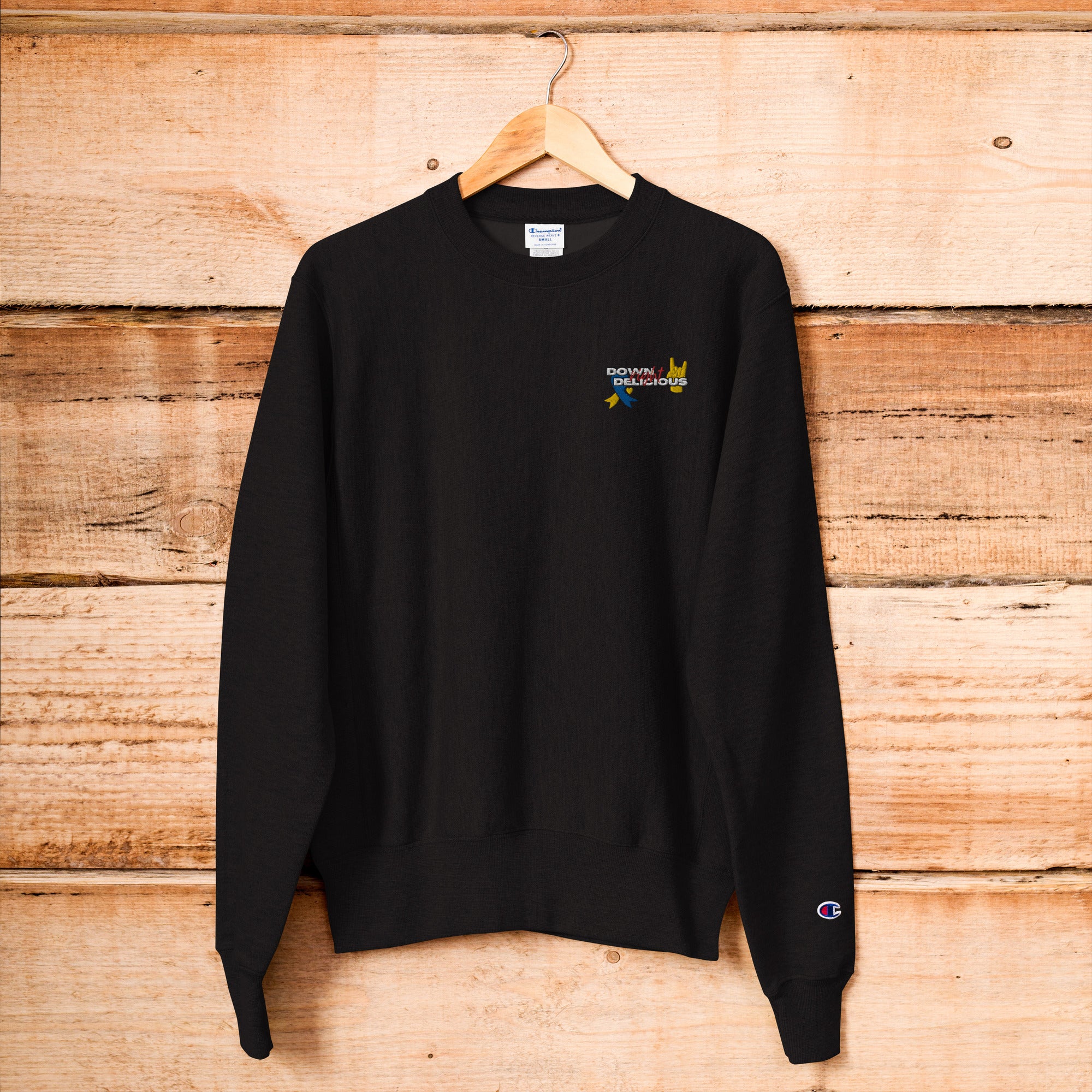 Champion sweatshirt embroidered hotsell